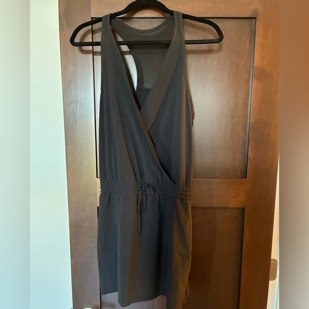 Athleta Black Sleeveles skort